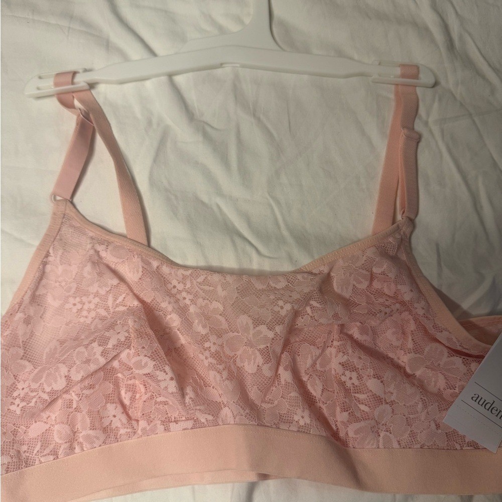 Auden Lace Bralette in Blush