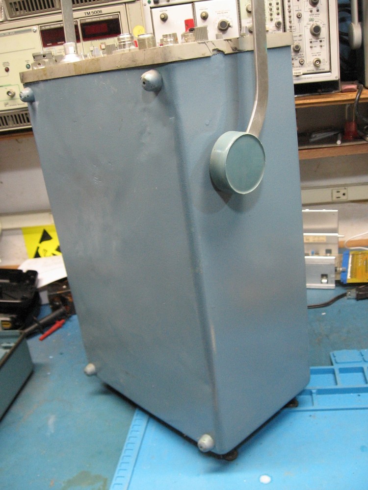 Tektronix 491 Spectrum Analyzer nice shape but will not power on