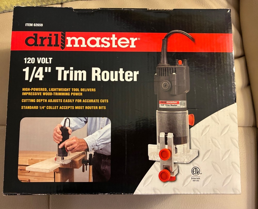 DRILLMASTER: 120 Volt 1/4" Inch Trim Router