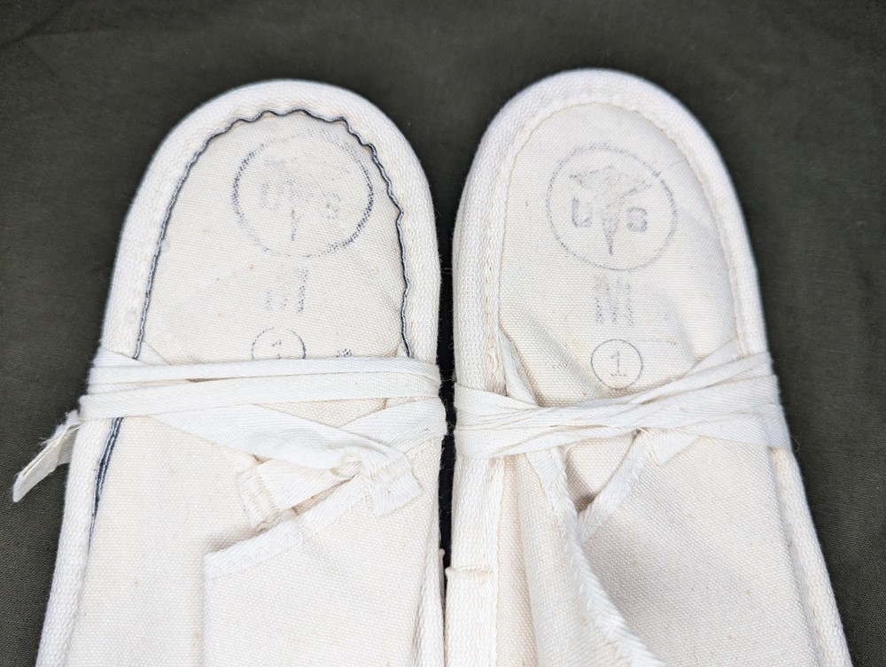 Vintage WWII era US Hospital Slippers Medical Shoes Medium 1940s New Old Stock