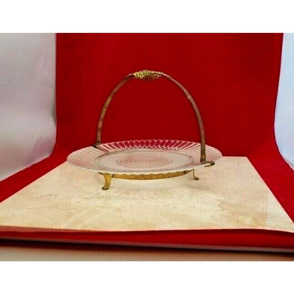 Vintage Serving Plate / Dish With Carrying Handle / Server Plate