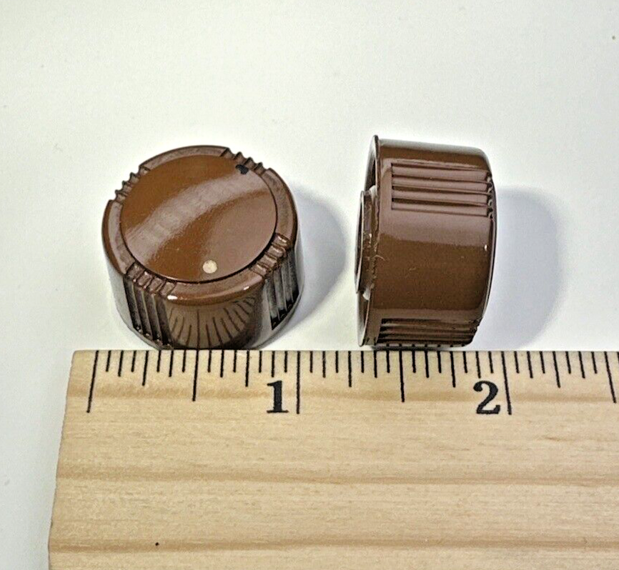Classic Radio Knobs 2pc 1940s-50s Midcentry Bakelite 1/4" D Shaft Standard Knobs