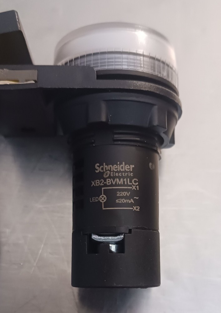 5 × Schneider 220V white LED indicator XB2-BVM1LC