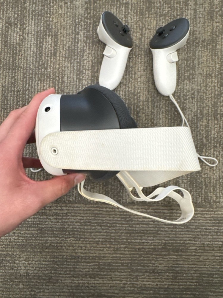 OCULUS QUEST S3A (B05029829)
