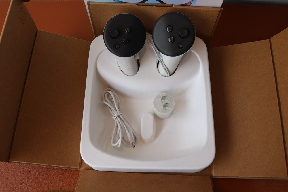 Meta Quest 3S 128GB VR Headset