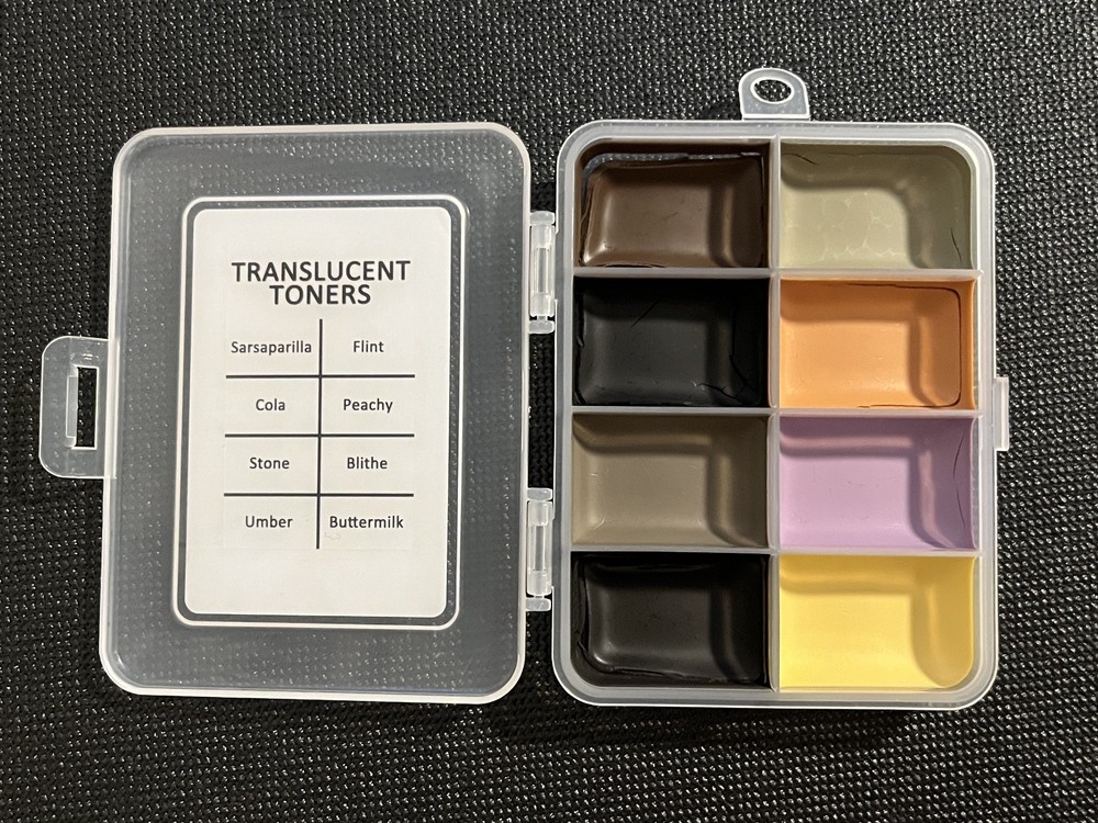 Blue Bird 'Translucent Toners' FX Pro Makeup Palette