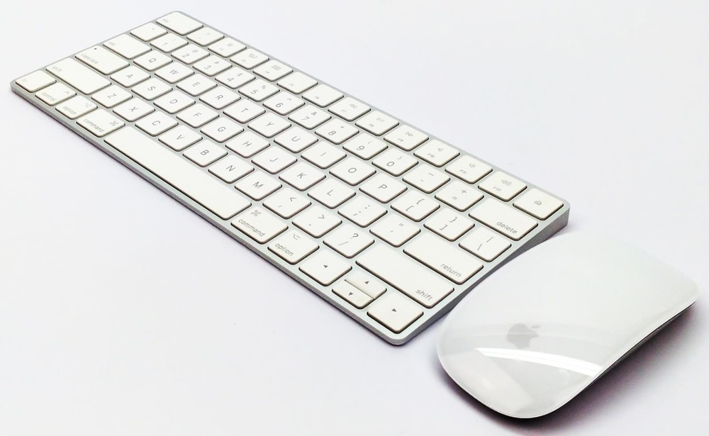 Apple A1644 Wireless Magic Keyboard & Apple A1657 Mouse Wireless Bluetooth
