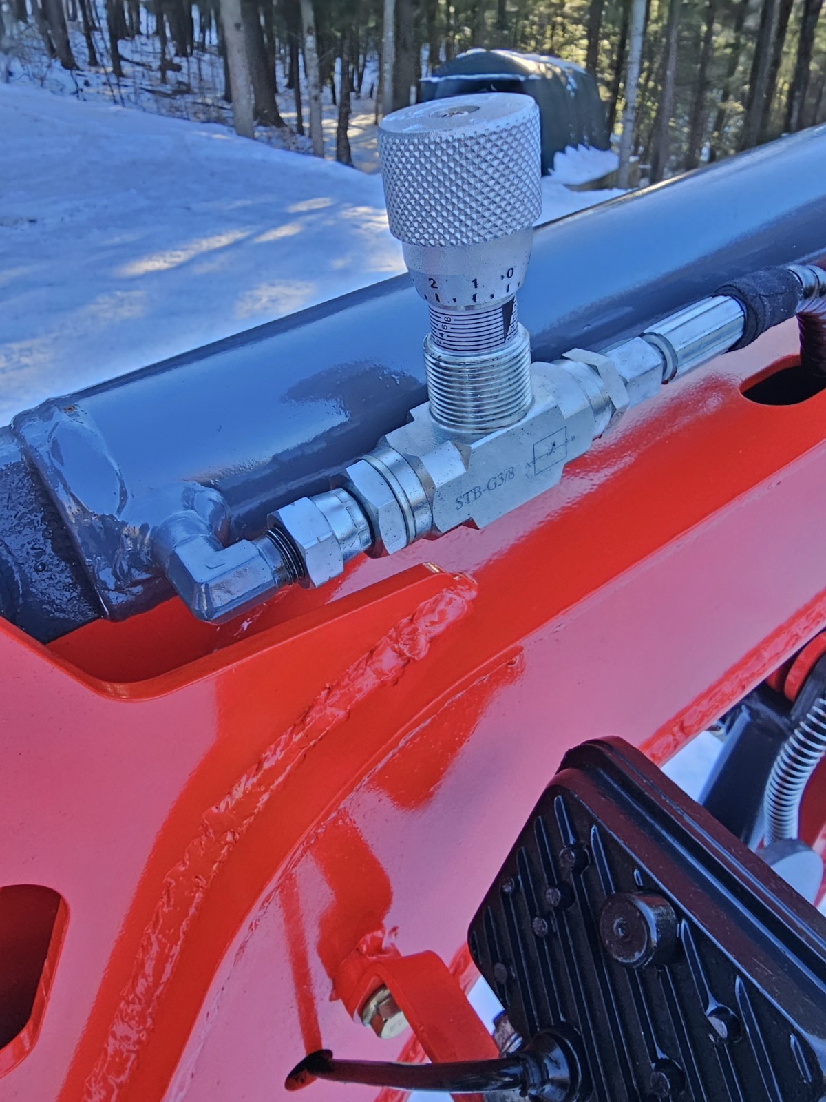 M14 Bi-Directional Hydraulic Flow Control Valve For Chinese Mini Excavators