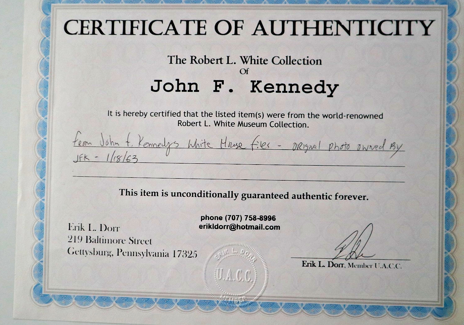 JOHN F KENNEDY PERSONALLY OWNED PHOTO DATED 1/18/1963 WITH SIGNED COA