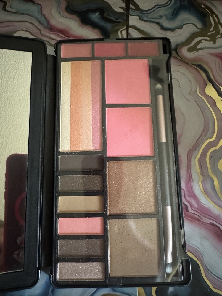 Profusion No Filter Needed Selfie Makeup Kit Black Case New