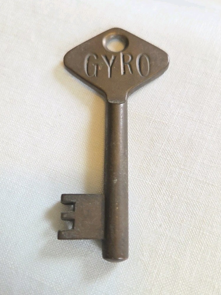 Solid Brass Skeleton Key Thick Barrel Marked GYRO Diamond Head Security Cabinet