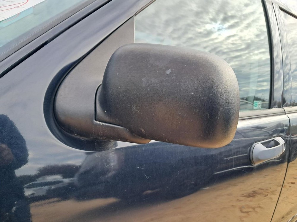 EXPLORER 2003 Glove Box 4838550