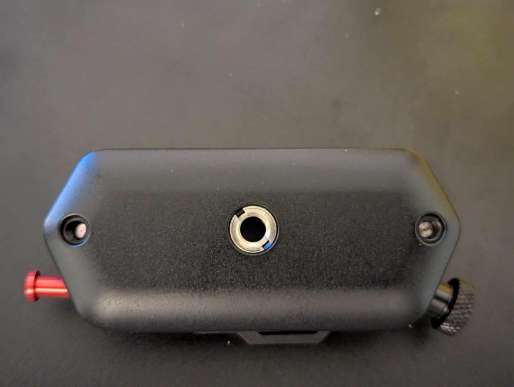 Camera Quick Release Plate with 1/4" Screw Thread for Backpack Strap DSLR Camera