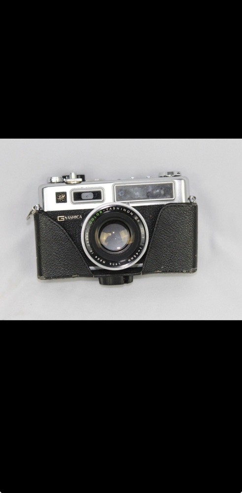 Yashica Electro 35 Vintage Black Rangefinder Camera with Case