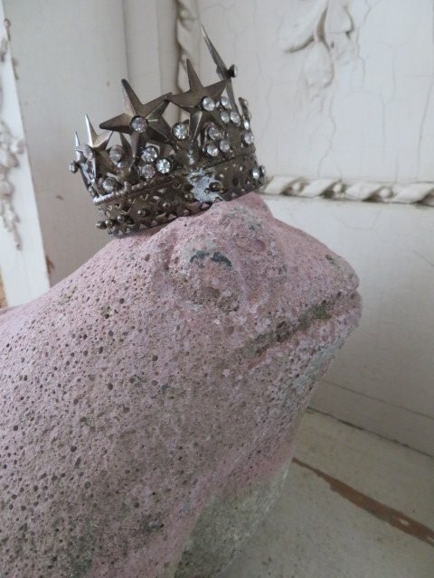 ADORABLE Chippy PINK Vintage STATUE Garden FROG TOAD Time Worn Patina