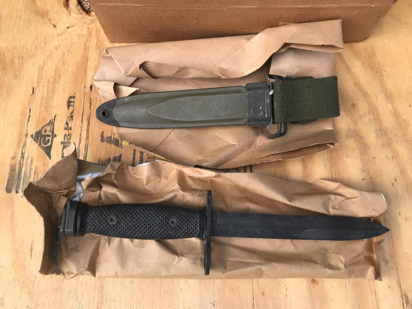 M7 & M8A1 Knife Vietnam War SEALED US M8A1 Scabbard USGI RARE NOS Sealed in Box