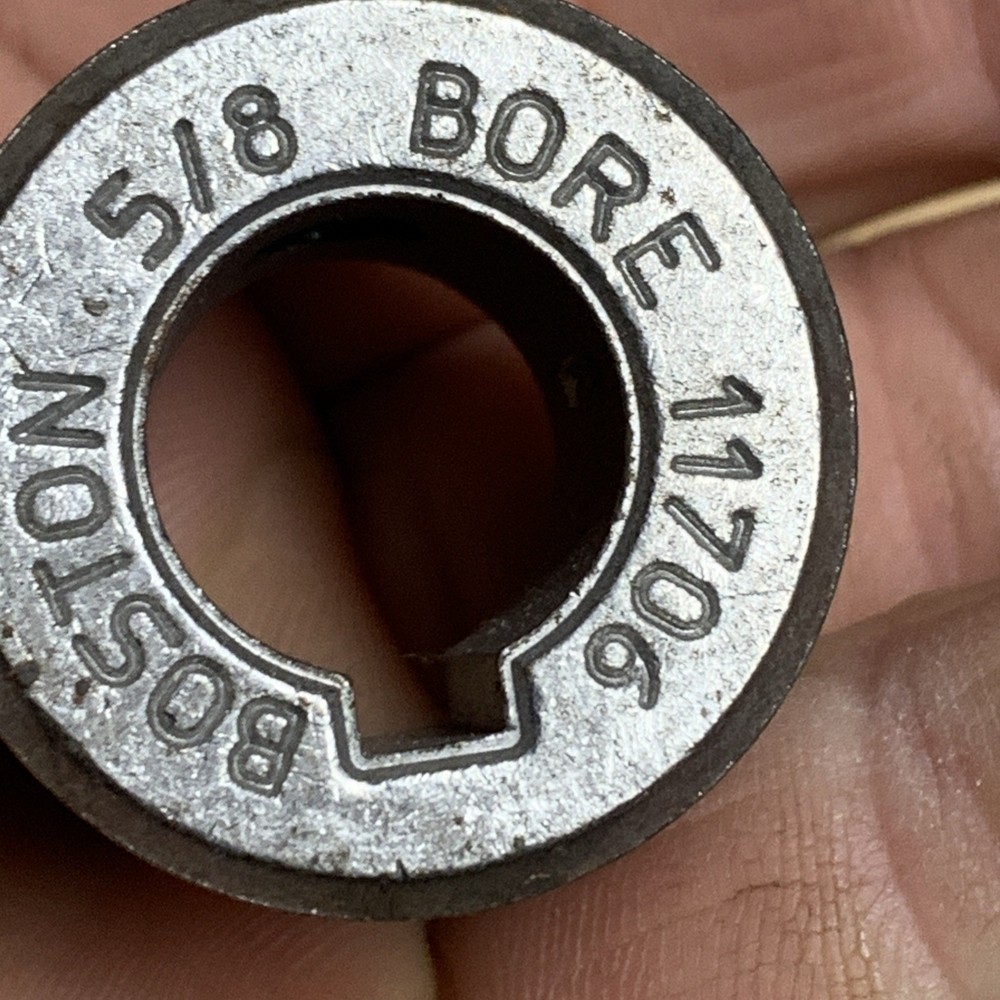 Boston 11706 Half Coupling, 5/8”Bore