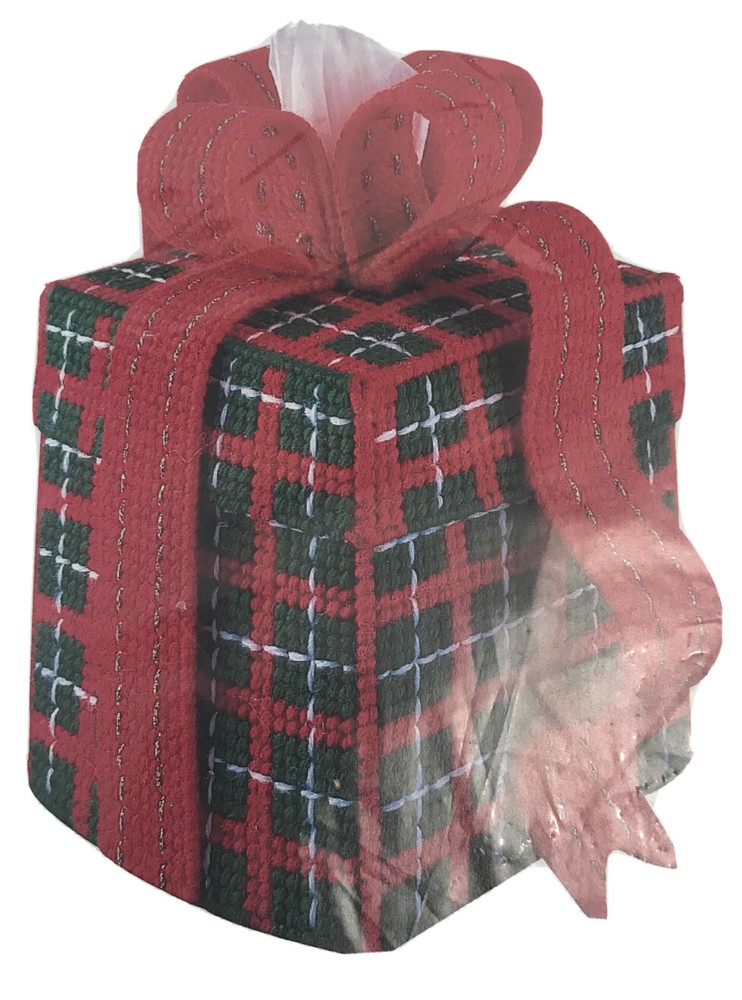 Herrschners Needlepoint Plastic Canvas Kit Christmas Present Tissue box Holder