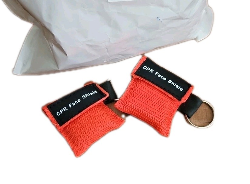 30 Red CPR Face Mask KeyChain Kit Face Shield Masks for First Aid AED Training