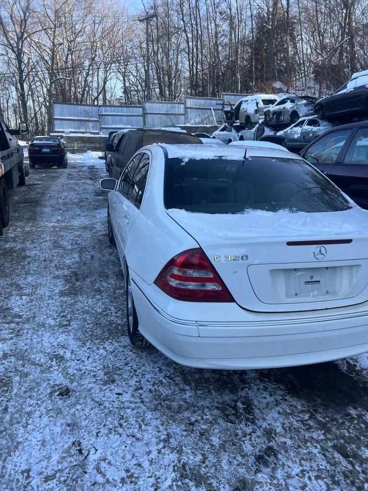 C320 2005 Rear View Mirror OEM