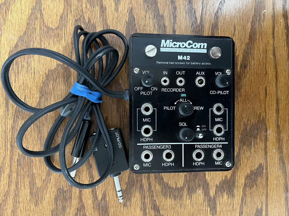 Microcom M42 Avionics Intercom