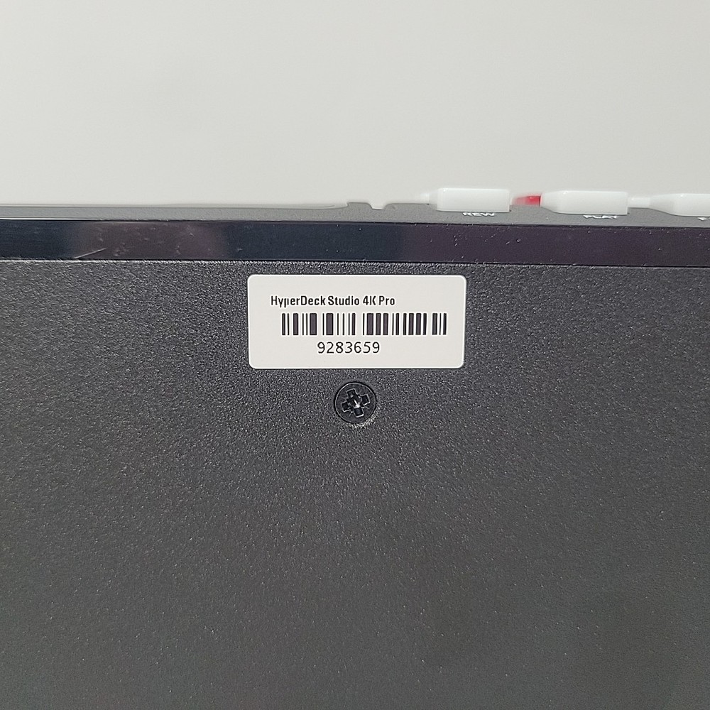 Blackmagic Design HyperDeck Studio 4K Pro - Black