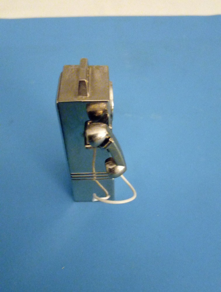 Miniature Novelty Clock