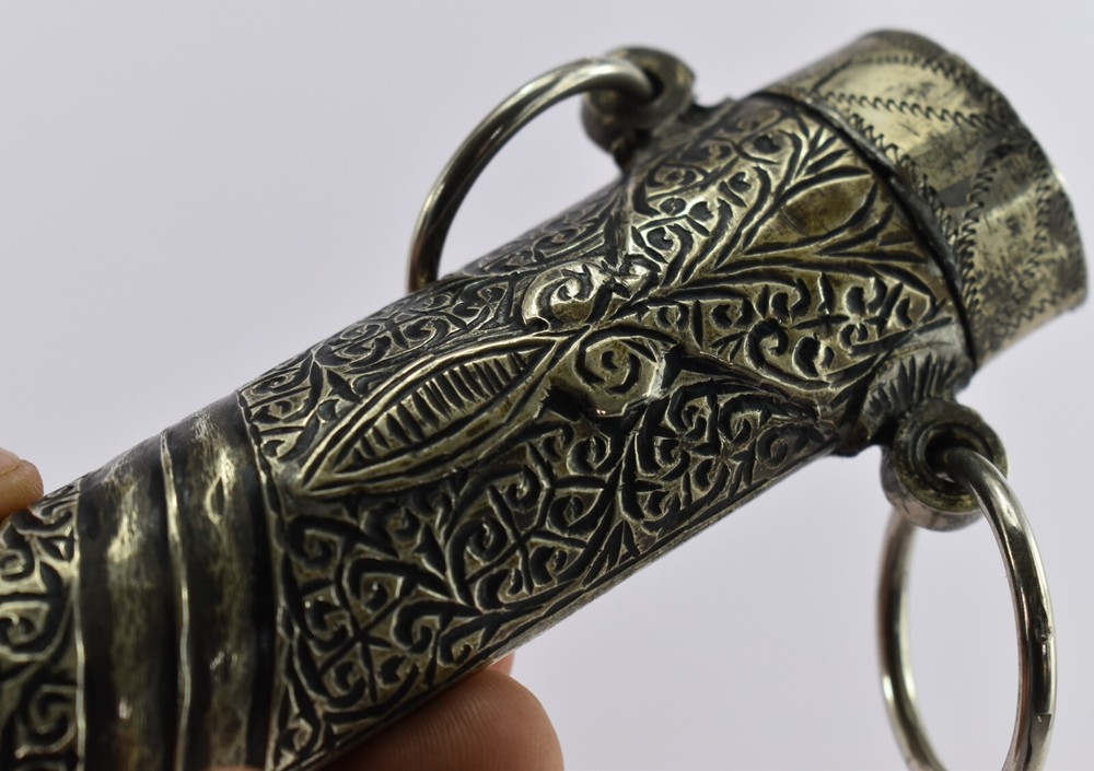 Antique Oriental Dagger Engraved With Flowers