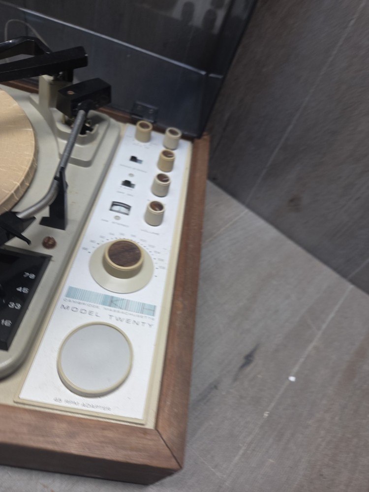 KLH Model Twenty Turntable