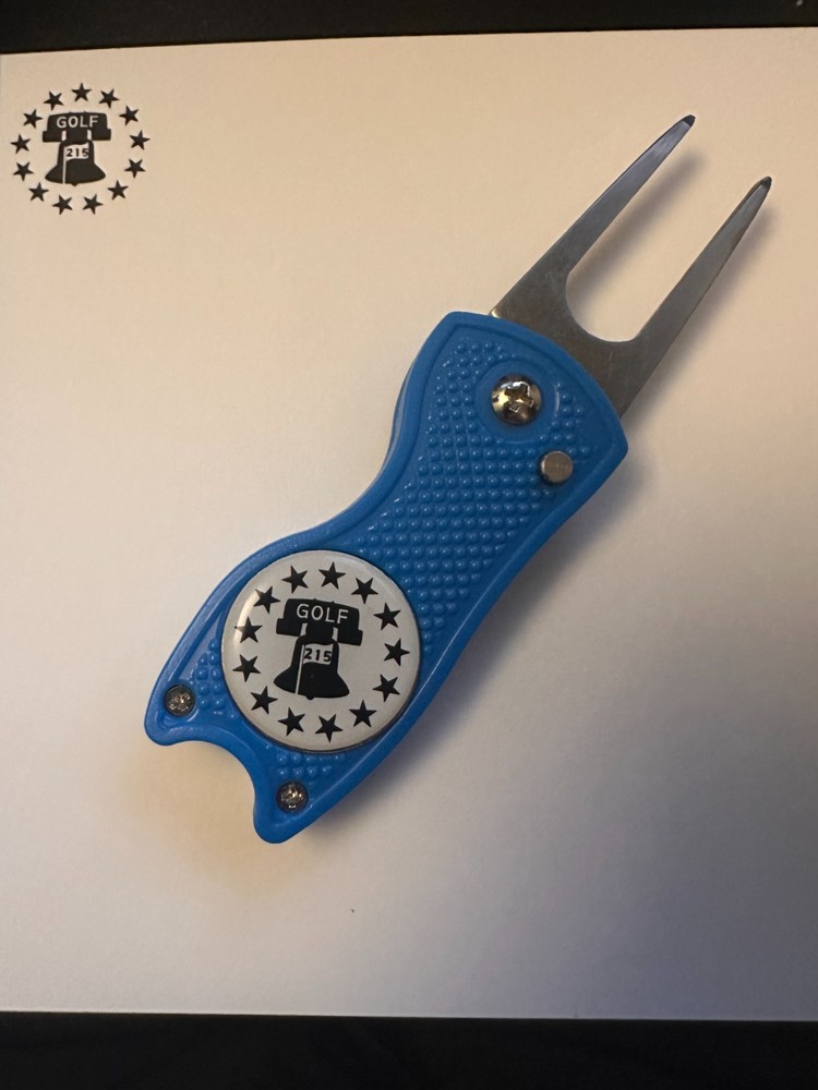 Golf215 - Retractable Divot Tool and Ball Marker