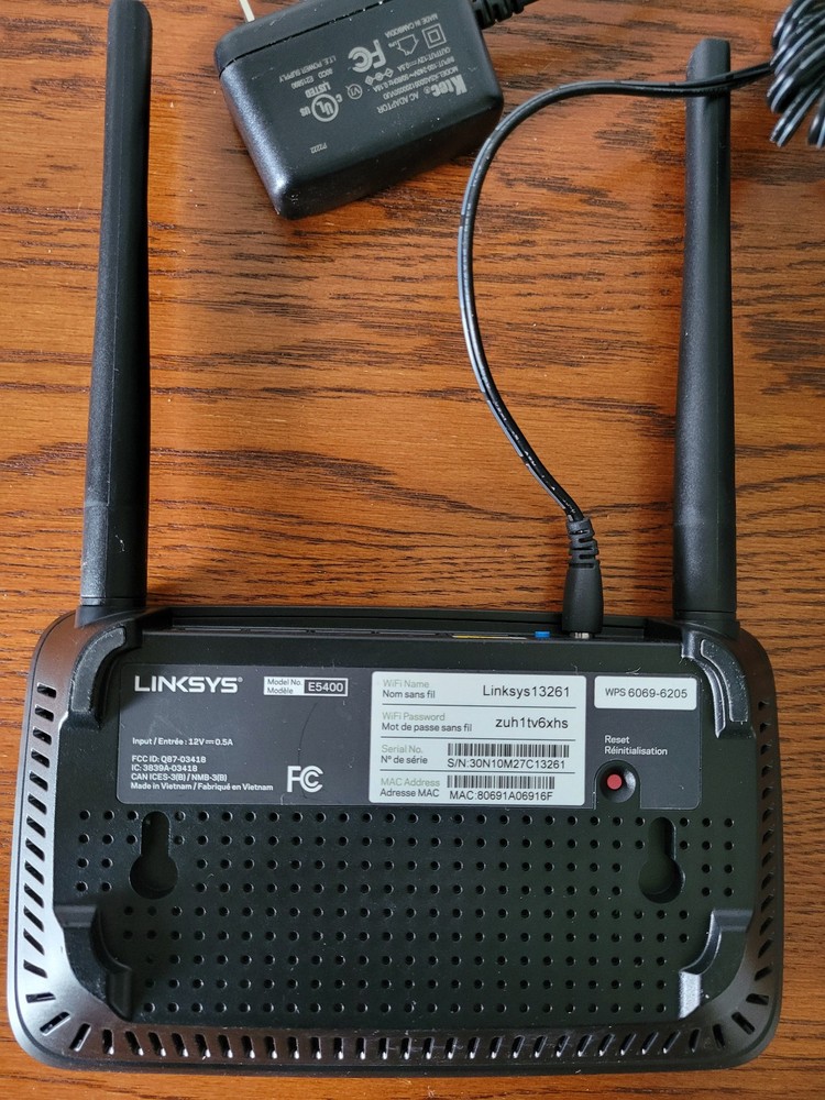 Linksys E5400 WIFI Router