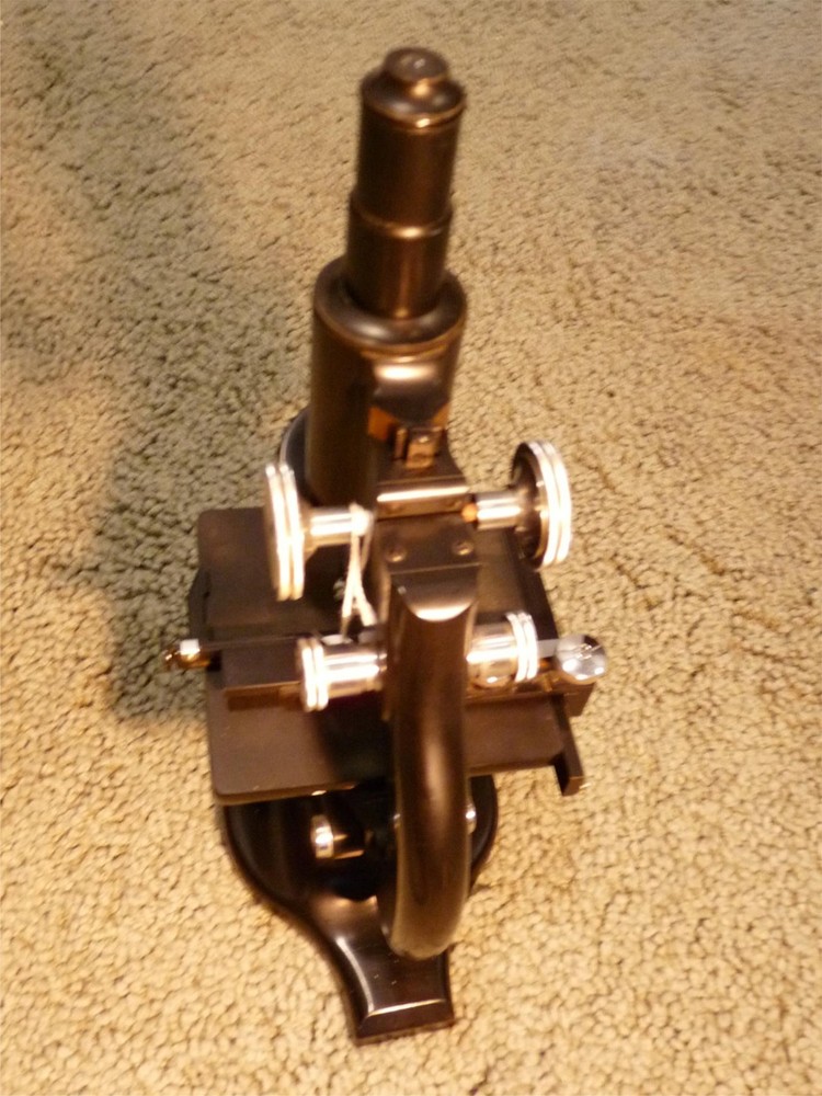 SPENCER BUFFALO  MICROSCOPE WITH 3 OBJECTIVES            1-882