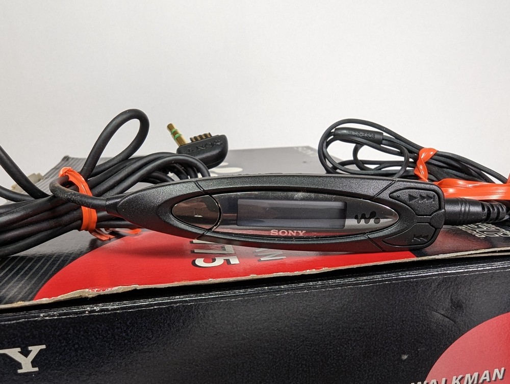 Spiderman D-EJ775 CD player Walkman Discman