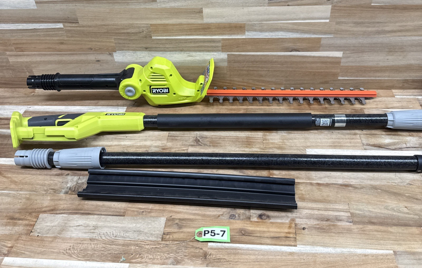 Ryobi ONE+ 18V 18 in. Cordless Pole Hedge Trimmer P2601 - Tool only - P5-7
