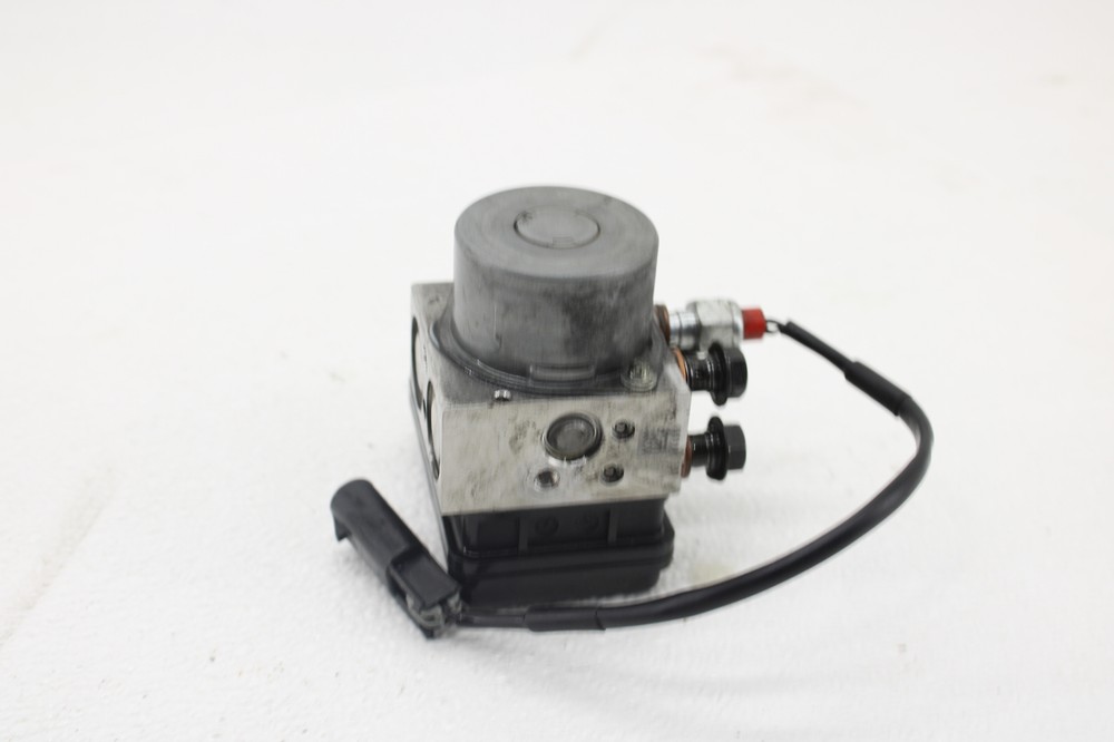 2023 23 Indian Challenger Pursuit Brake ABS Module Unit