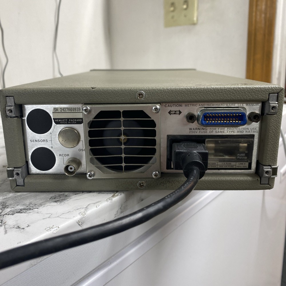 HP Agilent Keysight 438A Power Meter And 8483A Power Sensor