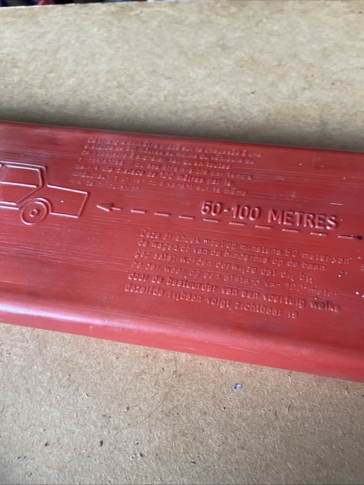 Bins RON WARNING TRIANGLE