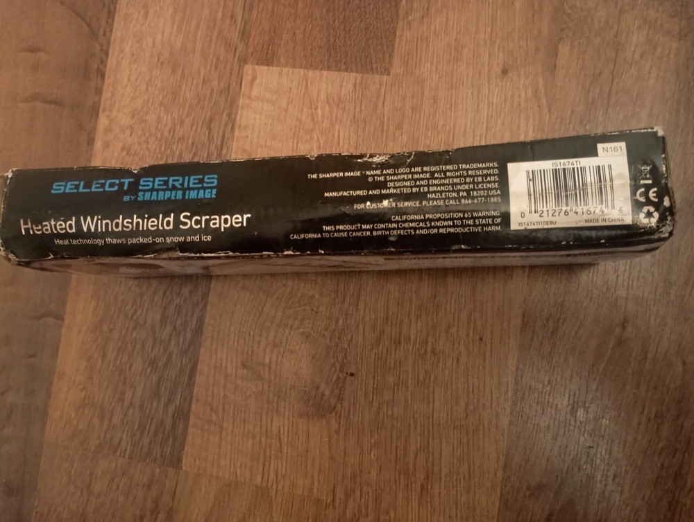 Sharper Image Select Series Heated Windshield Scraper New Open Box