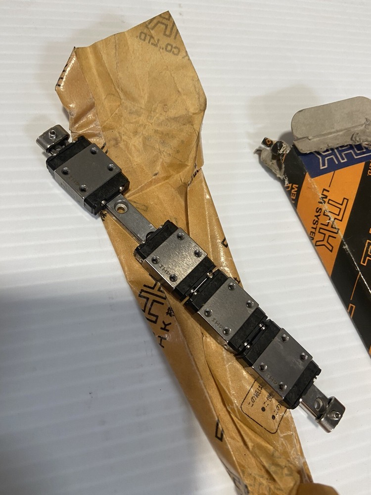 THK 4RSRMUUC1-130LPM LINEAR MOTION GUIDE