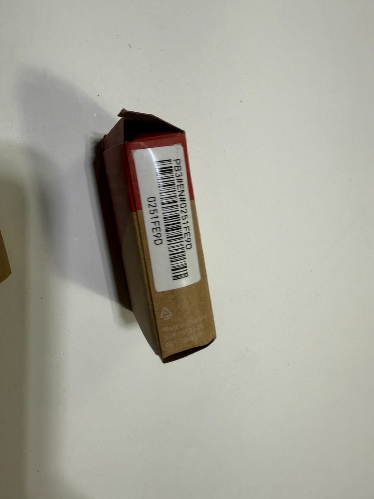 4 SimpliSafe Yard Sign, entry sensor es-3 and panic button pb3