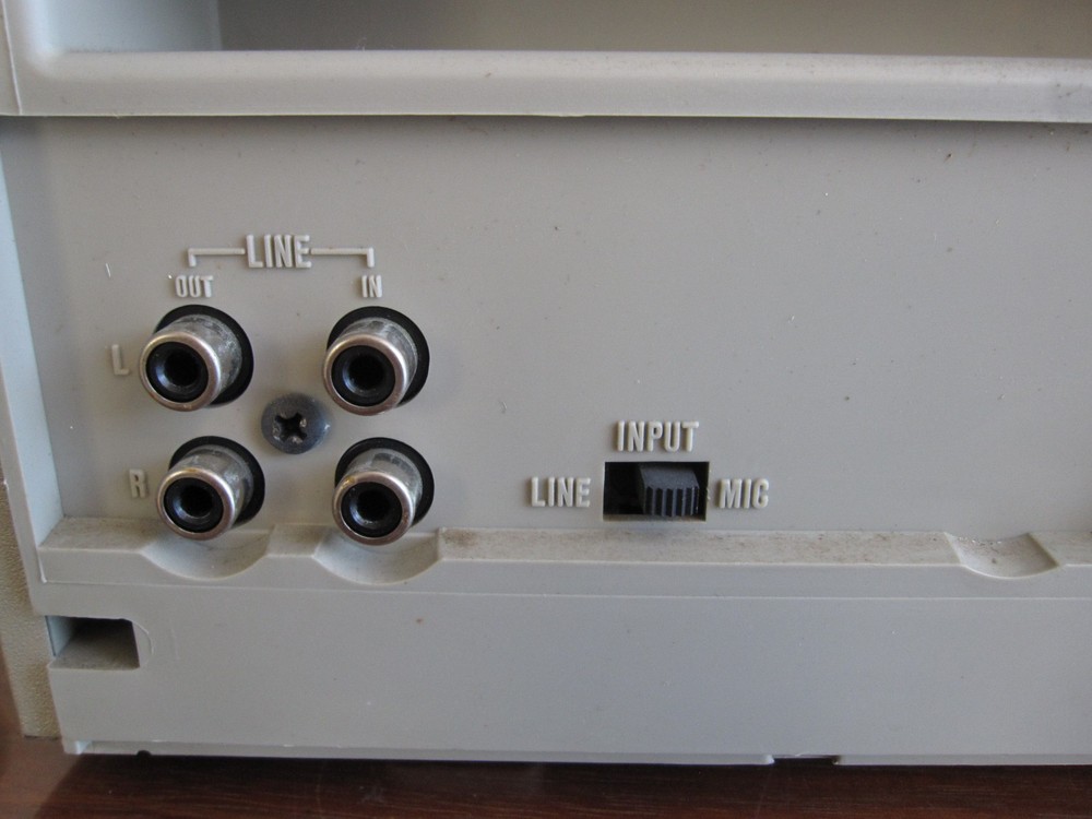 Sharp Stereo Cassette Deck RT-100