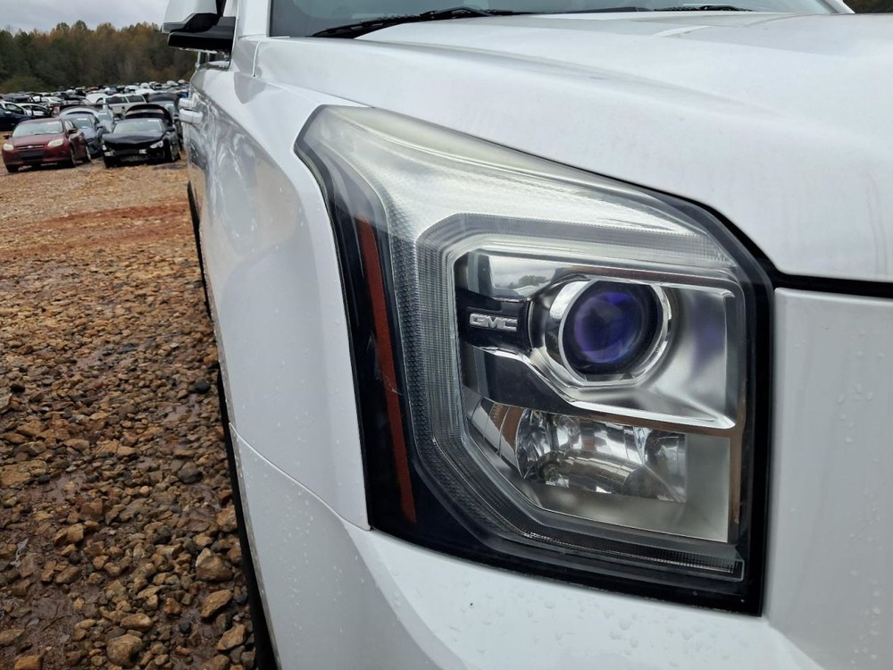 Fuse Box Engine Fits 15-20 ESCALADE 4846366