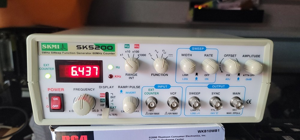SKMI SK5200 Sweep Function Generator 60MHz Counter