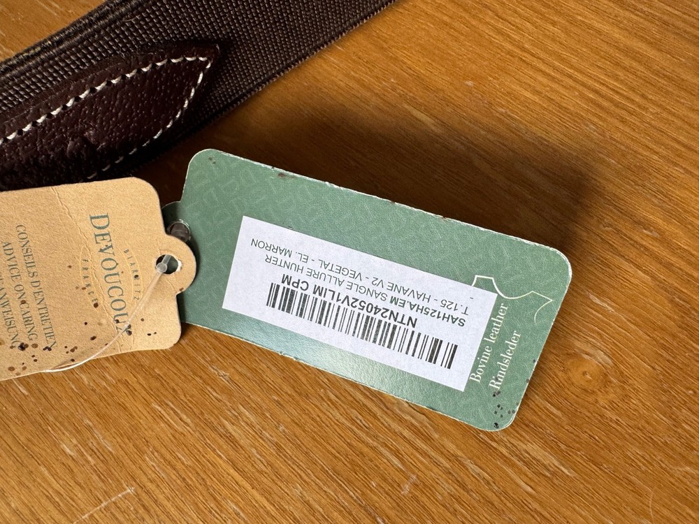 BNWT Devoucoux Allure Hunter Girth - 50" - 125 CM