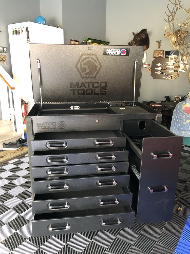 Rolling Tool Box/cabinet