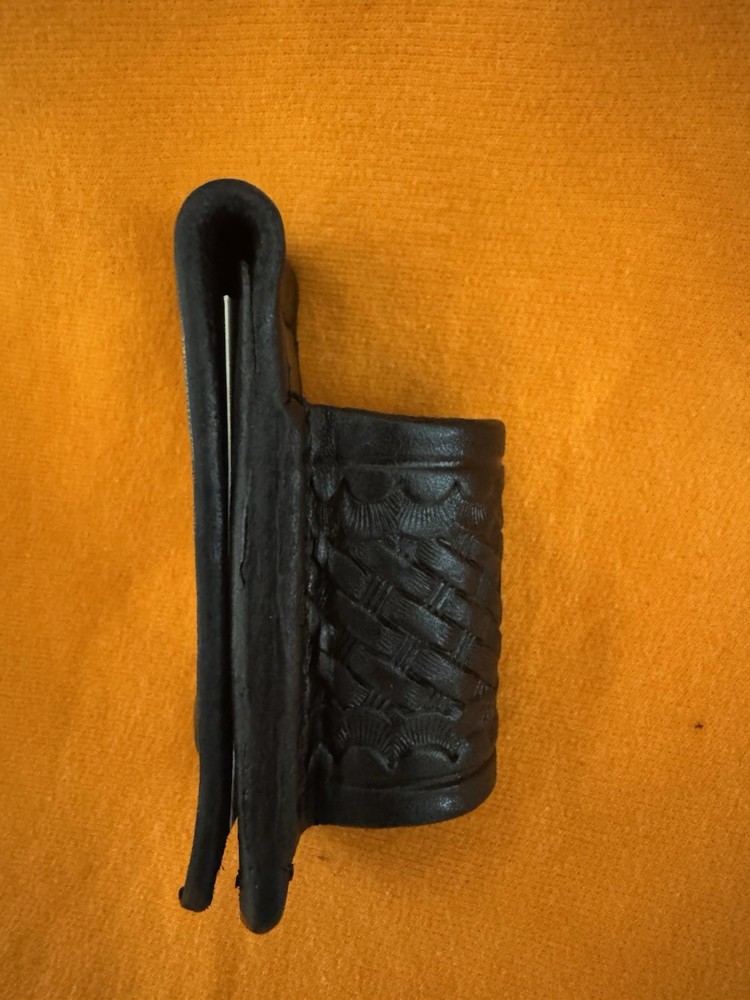 Aker A554-BW Flashlight Holder Open Top Black Basketweave Leather