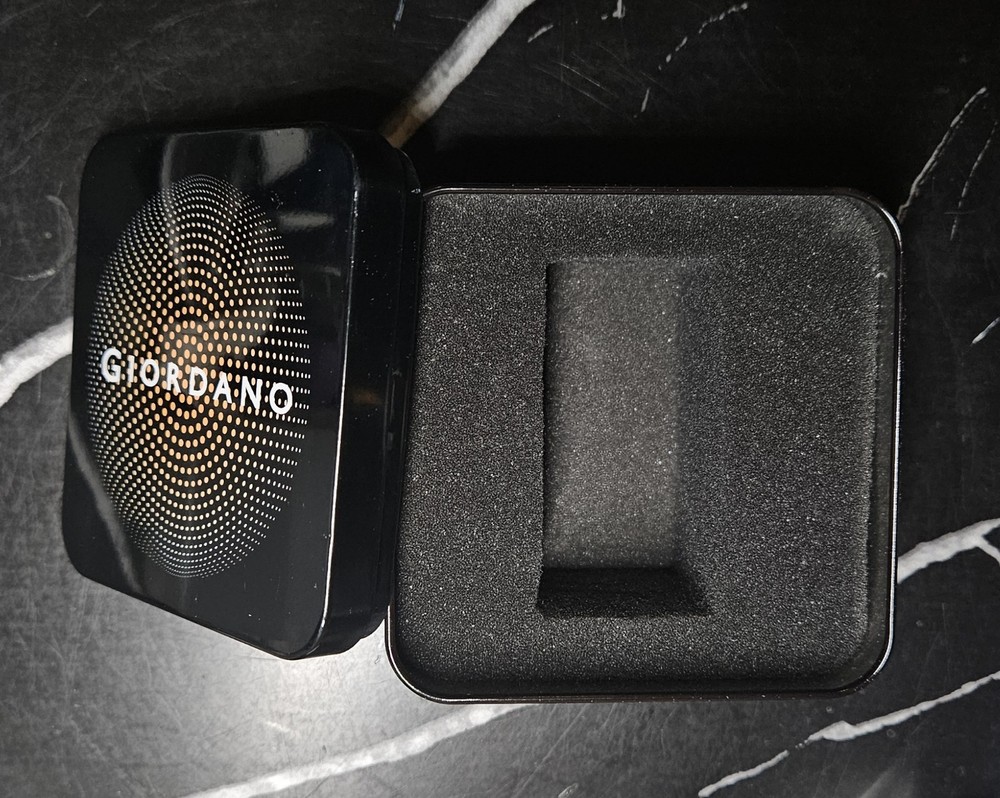 giordano watch Box