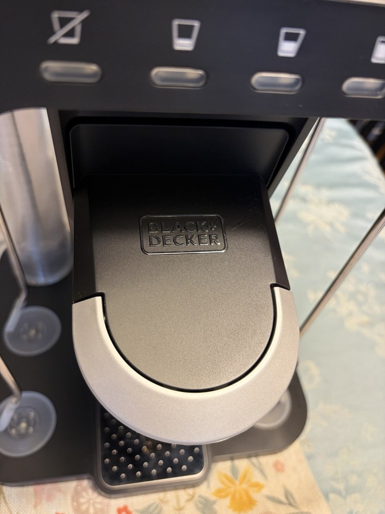 Bev by Black & Decker Cocktail Maker Machine + Glass Water Bottle EXCELLENT