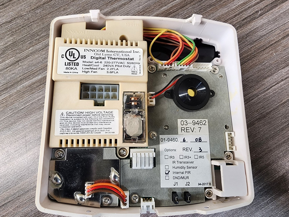 Honeywell INNCOM E528 Digital Thermostat E4-6 Smart HVAC Hotel Control