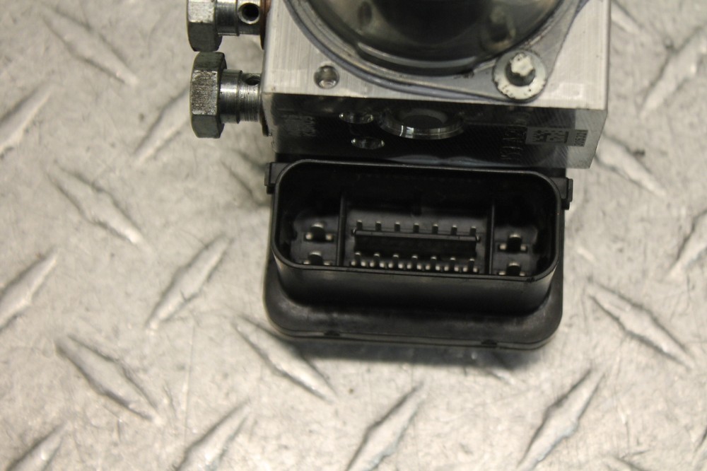 2017 KTM 390 DUKE ABS PUMP UNIT MODULE